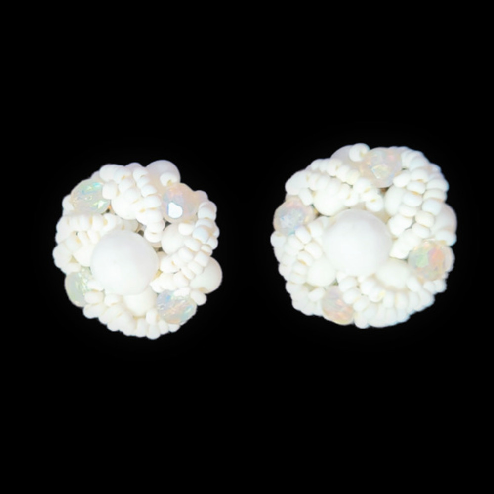 Vintage White Iridescent Twisted Cluster Seed Bead Round Fob‎ Clip On Earrings